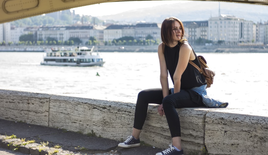 Leggings, A Complete History And Guide On How To Wear Them - UK